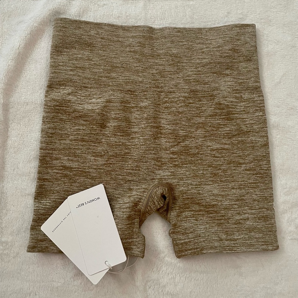 NEW! Women’s Best Move Seamless Shorts in Brown Grey Marl - Picture 7 of 10